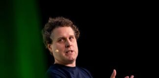in-a-bold-move,-rocket-lab-acquires-iridium-communications