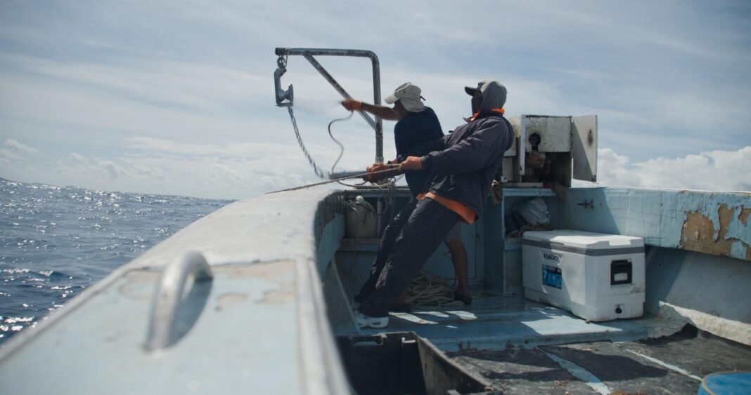for-puerto-rico’s-fishers,-climate-change-isn’t-the-only-challenge-—-being-left-to-adapt-alone-is-another
