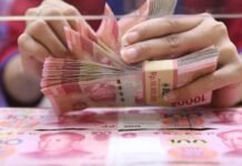 china’s-currency-stance-could-cost-it-lost-decades