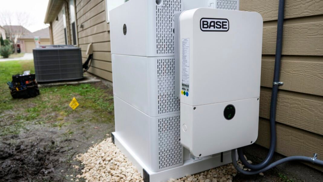 us-home-battery-installations-hit-record-high-on-rising-electricity-costs