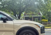 a-good-little-ev-you-won’t-be-able-to-buy-soon:-the-volvo-ex30-cross-country