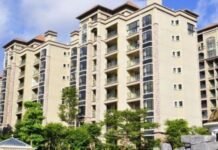 china’s-housing-market-free-falls-as-buyers-wait-for-floor-prices