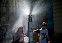 at-least-3,700-excess-deaths-reported-during-heatwave-in-france,-belgium-and-netherlands