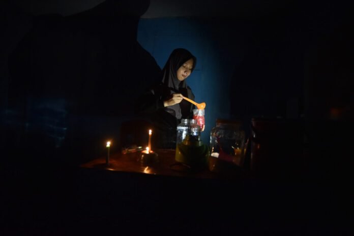 why-coal-rich-indonesia-can’t-keep-the-lights-on why-coal-rich-indonesia-can’t-keep-the-lights-on