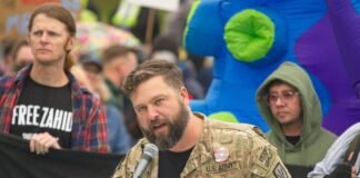 graham-platner-has-already-inspired-another-left-wing-veteran-to-take-on-an-establishment-dem
