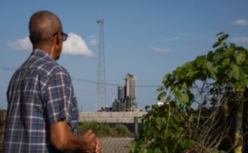 left-in-the-dust:-how-a-billionaire-owned-concrete-plant-took-over-a-detroit-community
