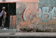‘we-are-waiting-for-the-americans-to-save-us’-–-in-crisis,-cubans-have-given-up-on-reform-from-within