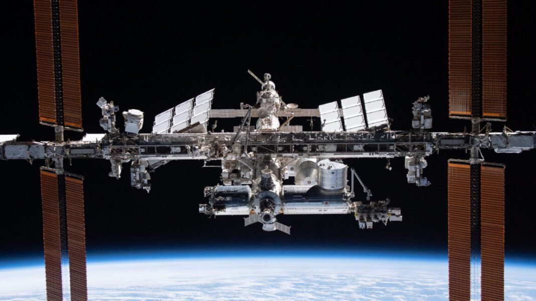 nasa-sure-seems-to-be-asking-an-awful-lot-of-private-space-stations
