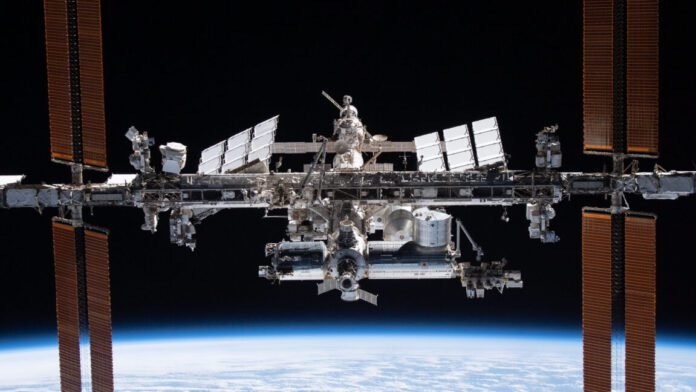nasa-sure-seems-to-be-asking-an-awful-lot-of-private-space-stations nasa-sure-seems-to-be-asking-an-awful-lot-of-private-space-stations