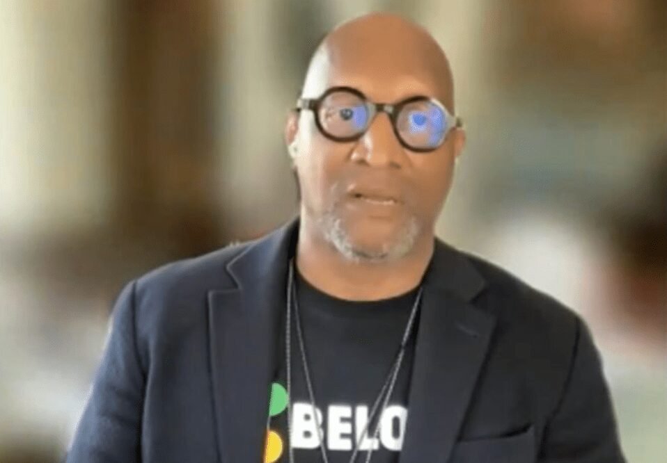 pastor-violently-attacks-girlfriend-after-being-caught-cheating pastor-violently-attacks-girlfriend-after-being-caught-cheating