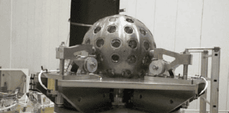 an-orbiting-disco-ball-gave-einstein’s-theory-its-most-precise-test-yet