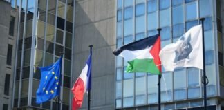 french-court-orders-town-hall-to-remove-palestinian-flag