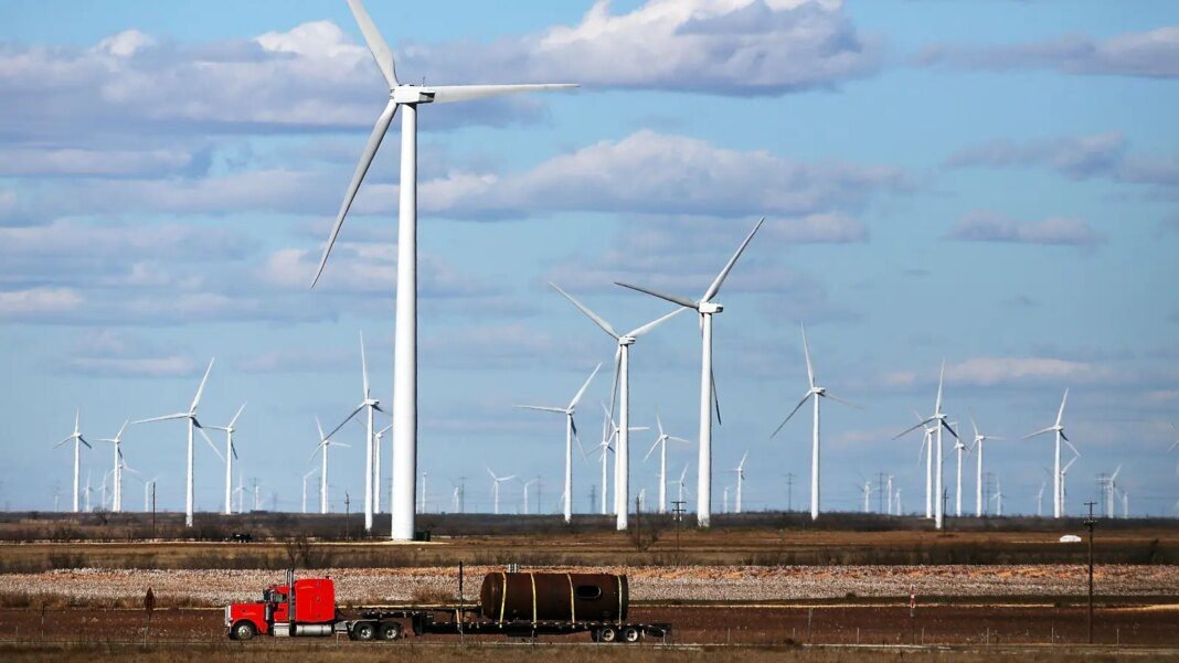 ‘why-take-those-jobs-away?’:-the-unionized-workers-decrying-trump’s-war-on-wind