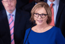 Lindsey Graham’s Sister Appointed To Fill His Senate Seat After His Sudden Death lindsey-graham’s-sister-appointed-to-fill-his-senate-seat-after-his-sudden-death