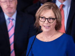 Lindsey Graham’s Sister Appointed To Fill His Senate Seat After His Sudden Death lindsey-graham’s-sister-appointed-to-fill-his-senate-seat-after-his-sudden-death