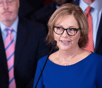 Lindsey Graham’s Sister Appointed To Fill His Senate Seat After His Sudden Death lindsey-graham’s-sister-appointed-to-fill-his-senate-seat-after-his-sudden-death