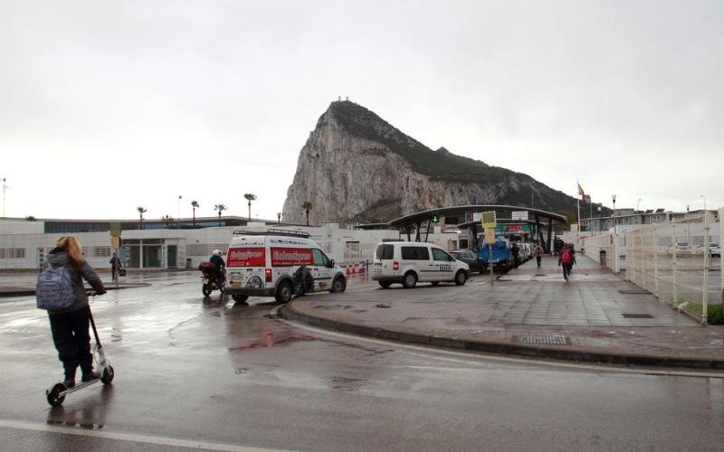 britain-and-eu-formally-sign-gibraltar-treaty,-easing-border-crossings britain-and-eu-formally-sign-gibraltar-treaty,-easing-border-crossings