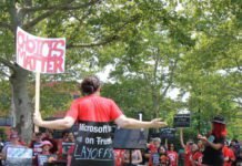 Hundreds rally at Bethesda HQ to protest Xbox layoffs, and Ars was there hundreds-rally-at-bethesda-hq-to-protest-xbox-layoffs,-and-ars-was-there