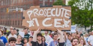 ice-officers-at-maine-shooting-scene-were-wearing-body-cameras-they-were-not-turned-on.