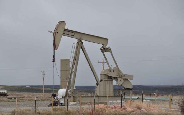 oil-prices-turn-lower-as-traders-weigh-impact-of-renewed-us-strikes-on-iran