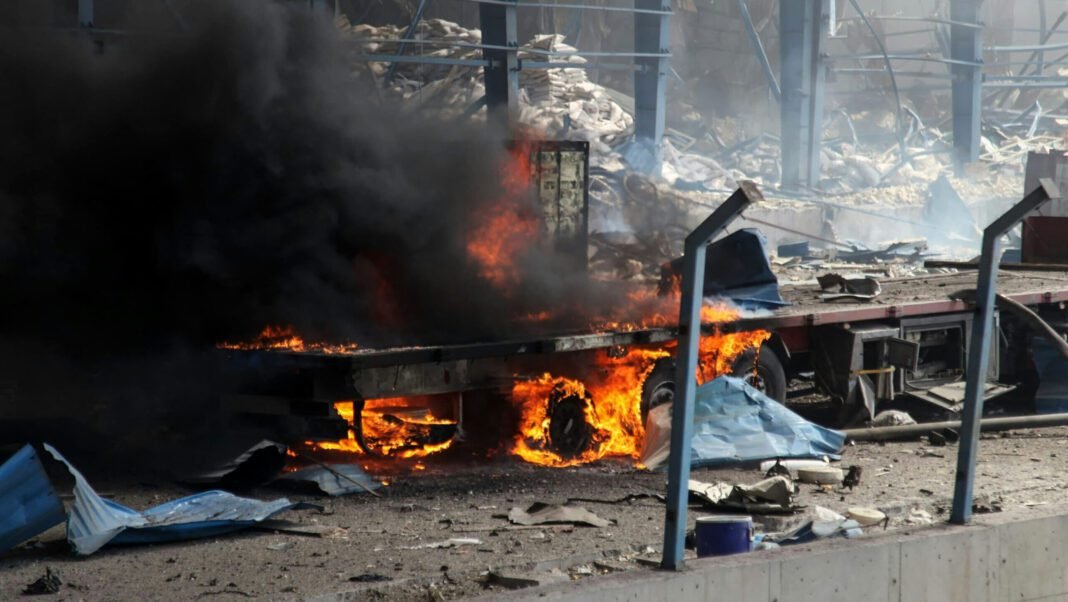 us-targets-southern-iran-infrastructure-as-tehran-expands-regional-attacks 