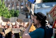 ukraine’s-defence-shake-up-exposes-rift-in-zelensky’s-inner-circle