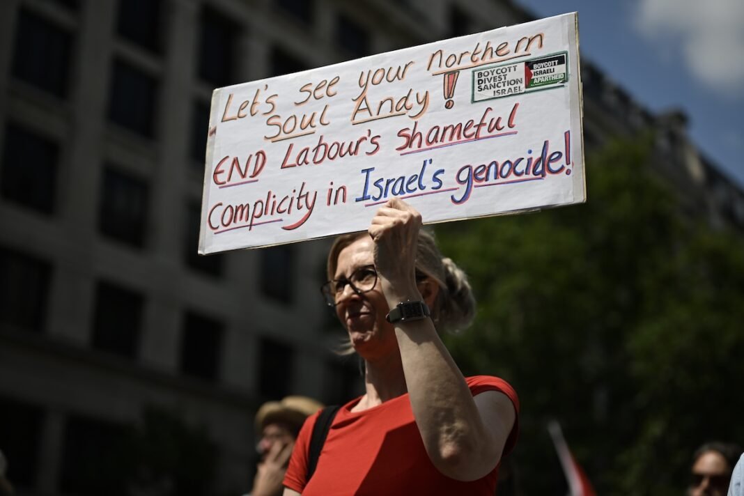pro-palestinian-protest-in-london-call-on-andy-burnham-to-impose-sanctions-on-israel pro-palestinian-protest-in-london-call-on-andy-burnham-to-impose-sanctions-on-israel