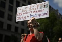Pro-Palestinian protest in London call on Andy Burnham to impose sanctions on Israel pro-palestinian-protest-in-london-call-on-andy-burnham-to-impose-sanctions-on-israel