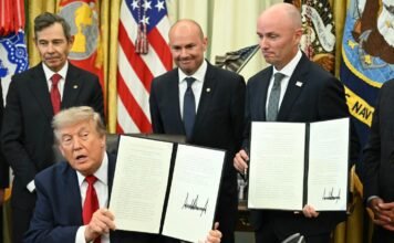Trump again shrinks Bears Ears and Grand Staircase-Escalante National Monuments trump-again-shrinks-bears-ears-and-grand-staircase-escalante-national-monuments