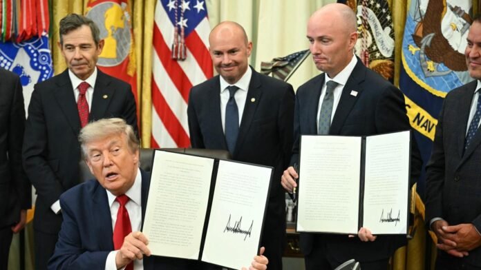trump-again-shrinks-bears-ears-and-grand-staircase-escalante-national-monuments trump-again-shrinks-bears-ears-and-grand-staircase-escalante-national-monuments