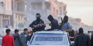 hamas-storms-wfp-humanitarian-aid-warehouse,-demands-ransom-for-detained-palestinians 