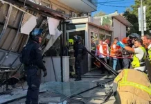 One Dead, 3 Injured After Balcony Falls in Central Jerusalem one-dead,-3-injured-after-balcony-falls-in-central-jerusalem