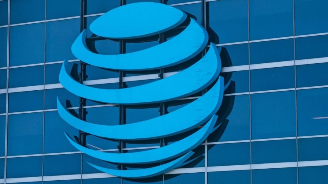 at&t-loses-key-ruling-in-bid-to-stop-offering-basic-phone-service-in-california at&t-loses-key-ruling-in-bid-to-stop-offering-basic-phone-service-in-california