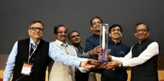 india’s-first-privately-developed-rocket-reaches-orbit-on-dramatic-debut-launch