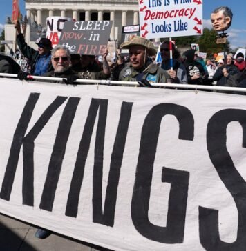 supreme-court-ruling-hands-trump-sweeping-new-powers-and-limits-congressional-oversight