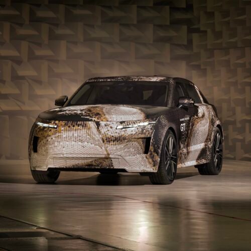 range-rover-answers-the-question:-“what-if-we-built-a-not-suv?” range-rover-answers-the-question:-“what-if-we-built-a-not-suv?”