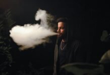 Spain seeks to extend smoking ban to terraces, include vapes spain-seeks-to-extend-smoking-ban-to-terraces,-include-vapes