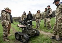 ukrainian-drones-deliver-robots-directly-into-battle-by-sea-and-air