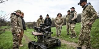 ukrainian-drones-deliver-robots-directly-into-battle-by-sea-and-air