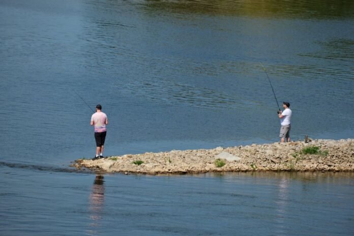 five-people-die-trying-to-save-struggling-swimmer five-people-die-trying-to-save-struggling-swimmer