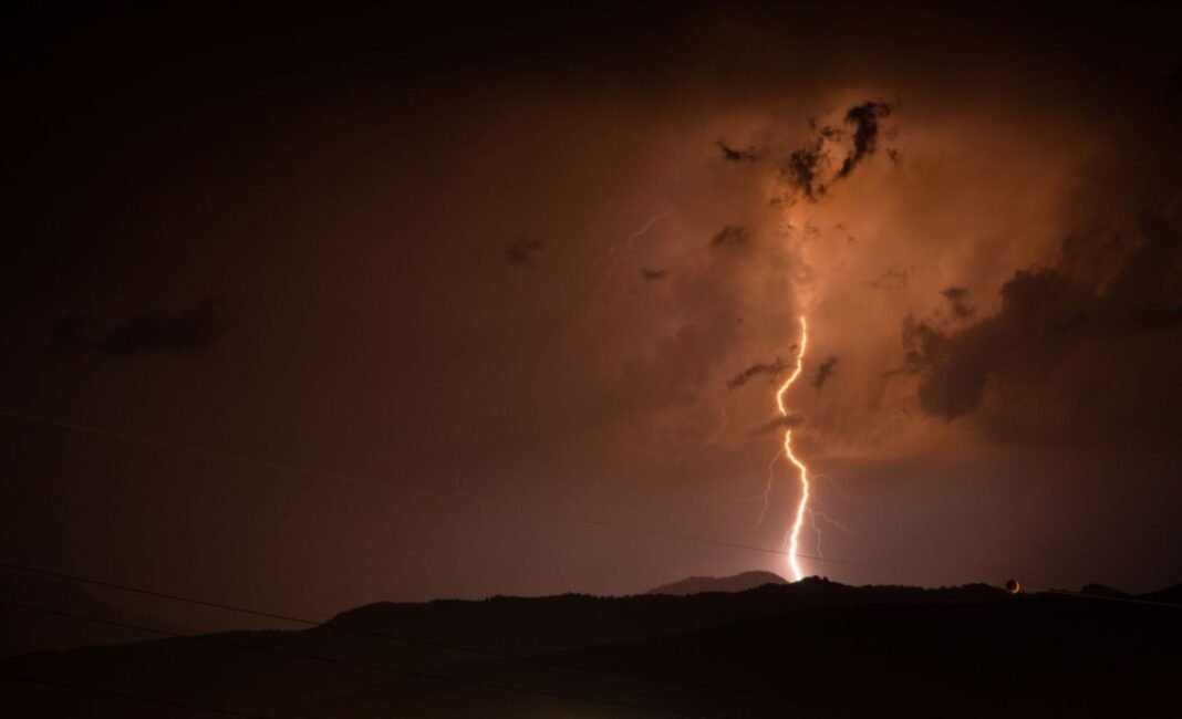 hiker-killed-by-lightning-strike-in-front-of-brother hiker-killed-by-lightning-strike-in-front-of-brother