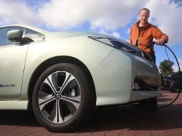 The secret to a better grid? Electric vehicles. the-secret-to-a-better-grid?-electric-vehicles.