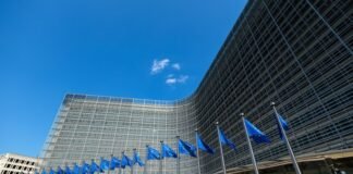 eu-considers-scaling-back-business-tax-plan-amid-budget-dispute