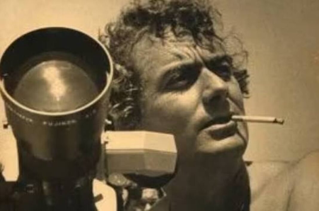 derek-williams-dies-after-decades-filming-the-frontlines-of-asia derek-williams-dies-after-decades-filming-the-frontlines-of-asia