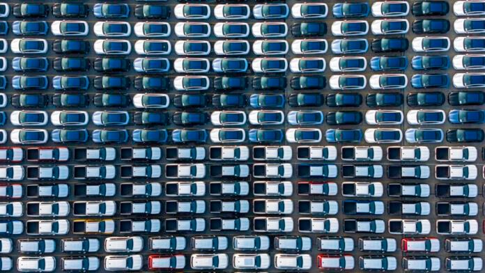 china-could-supply-ev-manufacturing-boom-with-recycled-evs