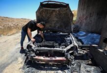 Israeli occupiers torch Palestinian vehicle, attack home in southern West Bank israeli-occupiers-torch-palestinian-vehicle,-attack-home-in-southern-west-bank