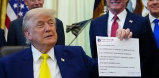 trump’s-truth-social-api-is-a-blatantly-corrupt-favor-to-wall-street
