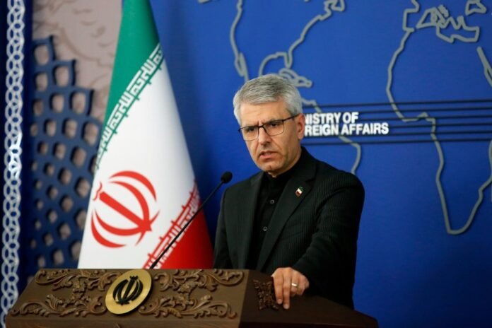 iran-says-talks-with-oman-on-strait-of-hormuz-‘nearing-completion’
