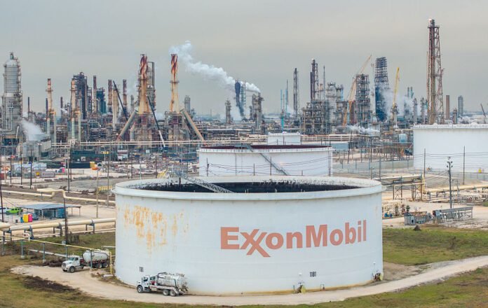 trump-wants-the-power-to-stop-the-public-from-suing-polluters