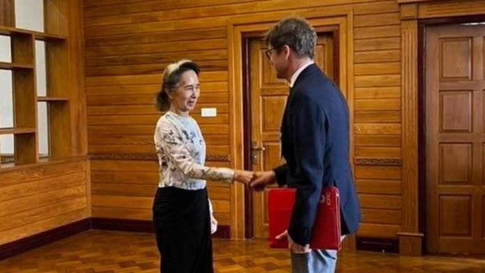 suu-kyi-proof-of-life-photo-is-proof-of-nothing-in-myanmar